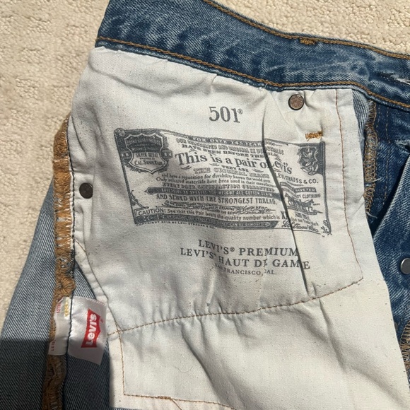 levi’s 501 jean shorts - Picture 3 of 3